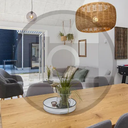 Feriehus 4 Bedroom Gorgeous In Glesborg