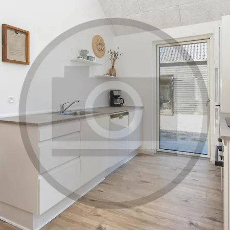 4 Bedroom Gorgeous In *