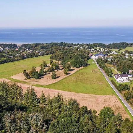 4 Bedroom Gorgeous In Feriehus *