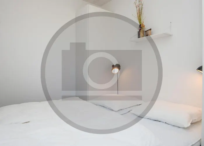 4 Bedroom Gorgeous In *