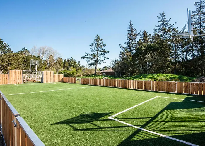 4 Bedroom Gorgeous In Сasa de vacaciones Glesborg